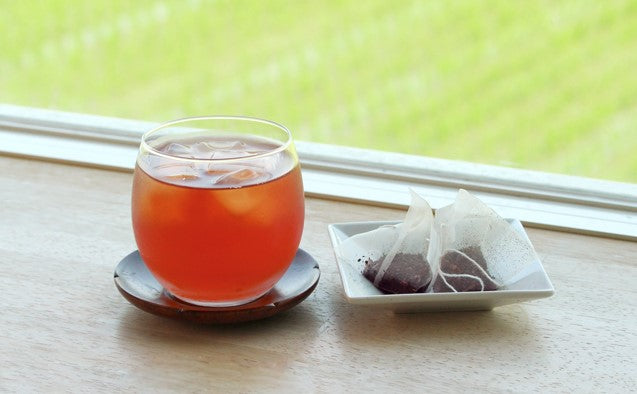 Japanese Black Tea with Rosehip