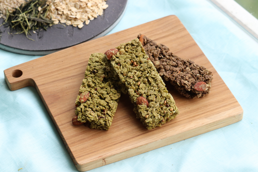 Tea energy bars (matcha / houjicha / genmaicha)